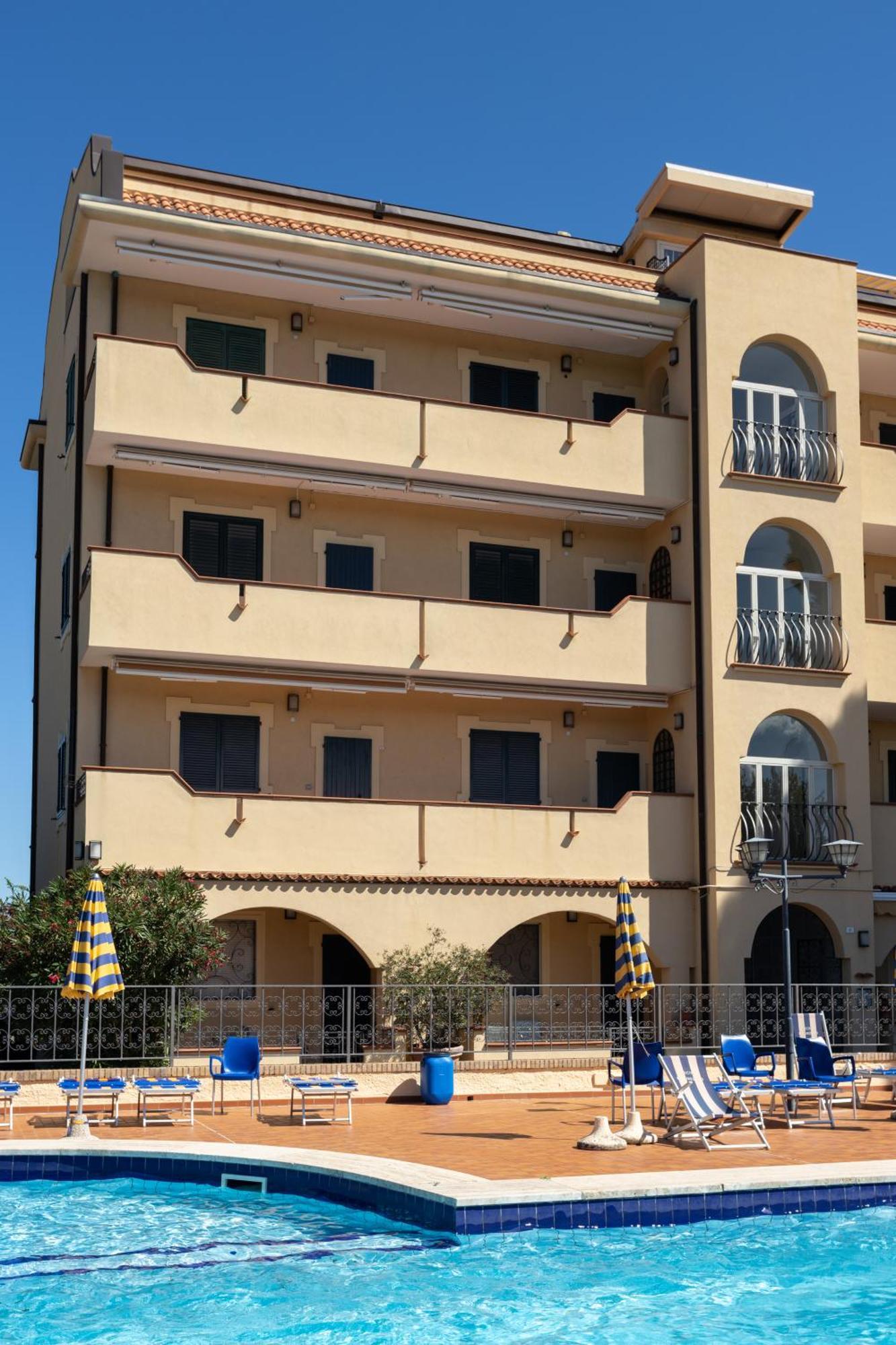 Residence Vigna del Mare Gabicce Mare Esterno foto